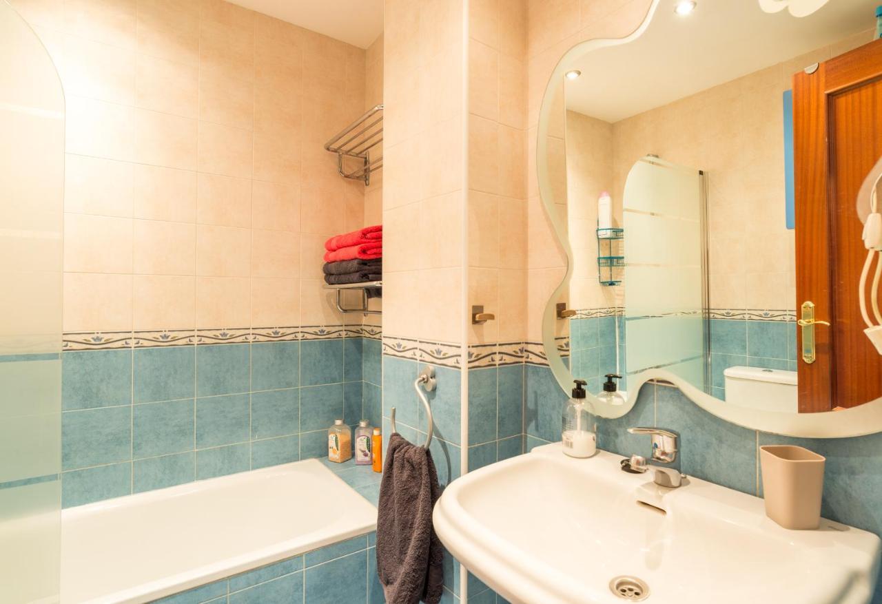مالقة Family Noemi Home Center المظهر الخارجي الصورة
